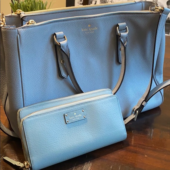 Kate Spade Tote - Picture 1 of 12